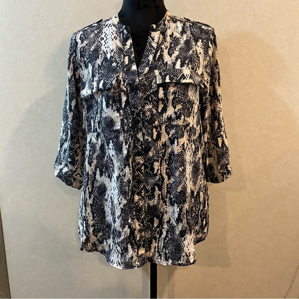 Calvin Klein Womens Button Down Shirt Black Tan White Snake Print 100% Linen Med
